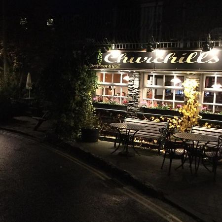 Churchills Inn & Rooms Bowness-on-Windermere Exterior foto